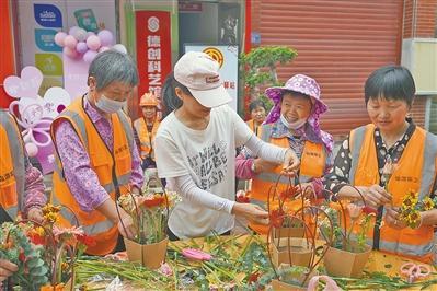 感恩母爱　传递温情  各地纷纷开展母亲节系列活动