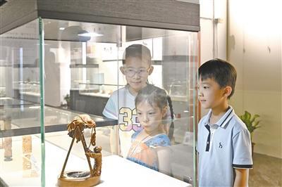 竹韵流芳　匠心传承   王新明竹雕艺术展在仙游城市会客厅启幕