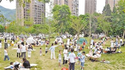贵峰公园人气旺